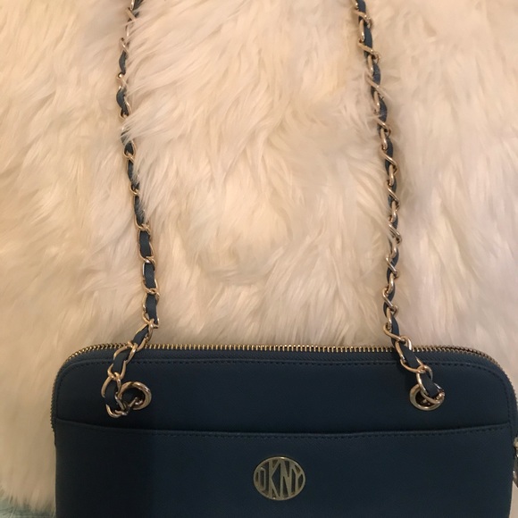 Purse - Picture 2 of 2